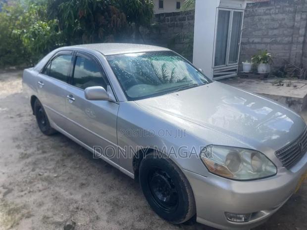 Toyota Mark II 2001 Silver