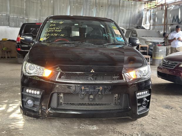 Mitsubishi Outlander 2011 Black