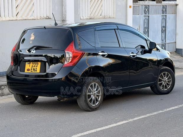 Nissan Note 1.2 Petrol 2013 Black