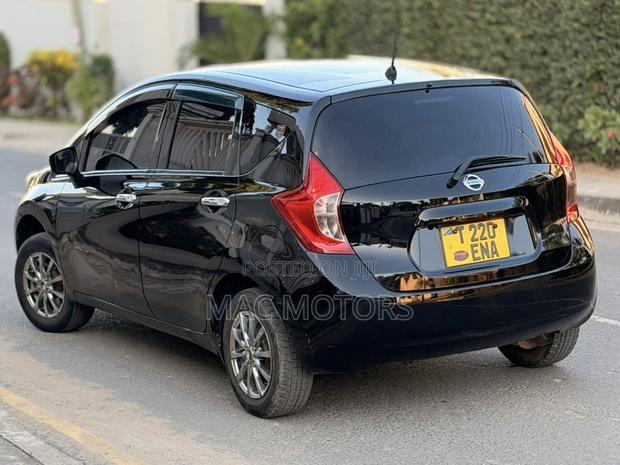 Nissan Note 1.2 Petrol 2013 Black