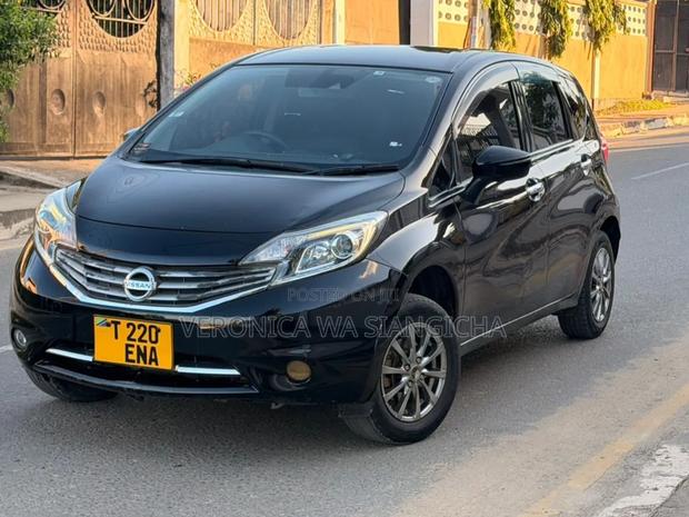 Nissan Note 2014 Black