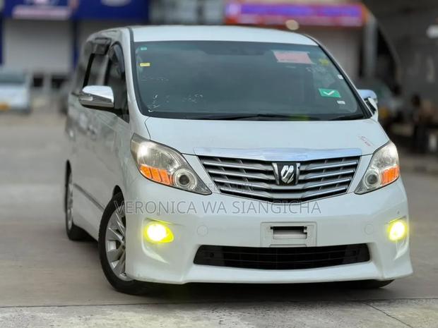 Toyota Alphard 2012 White