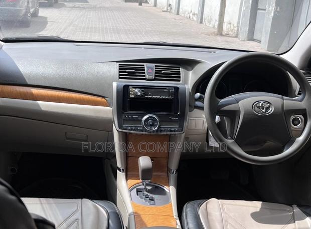 Toyota Premio 2009