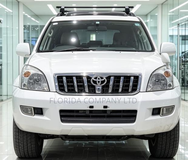 Toyota Land Cruiser Prado 2007 White
