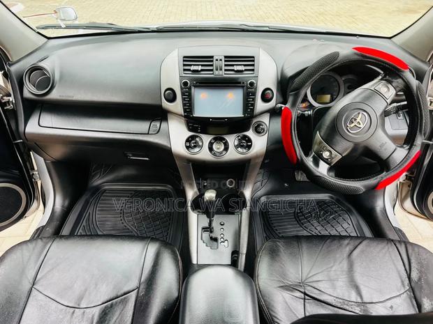 Toyota RAV4 2006 Silver