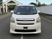 Toyota Noah 2008 Pearl for sale