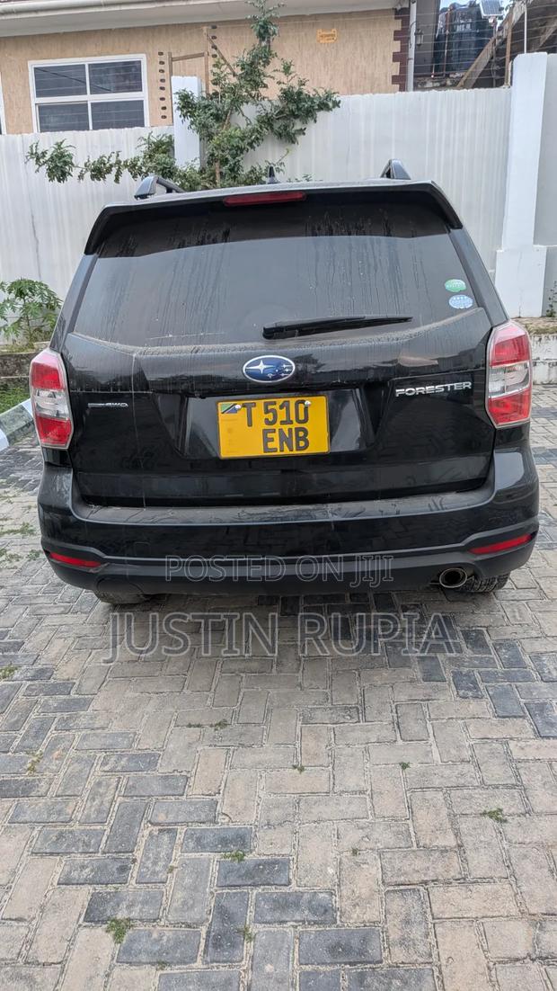 Subaru Forester 2015 Black