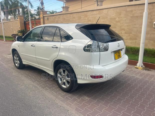 Toyota Harrier 2008 White