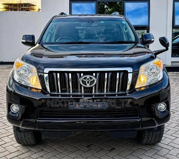 Toyota Land Cruiser Prado 2014 Black