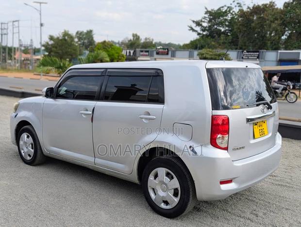 Toyota Corolla Rumion 2007 Silver