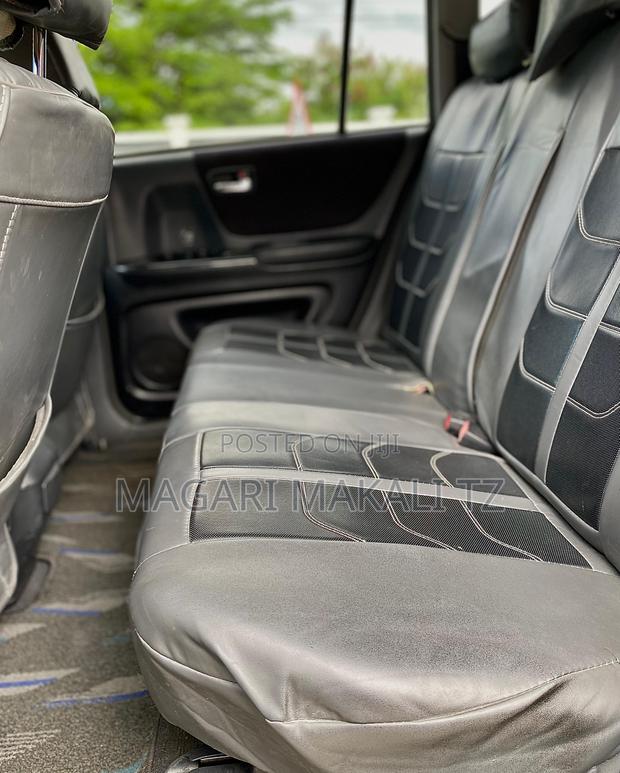 Toyota Kluger 2005 Black