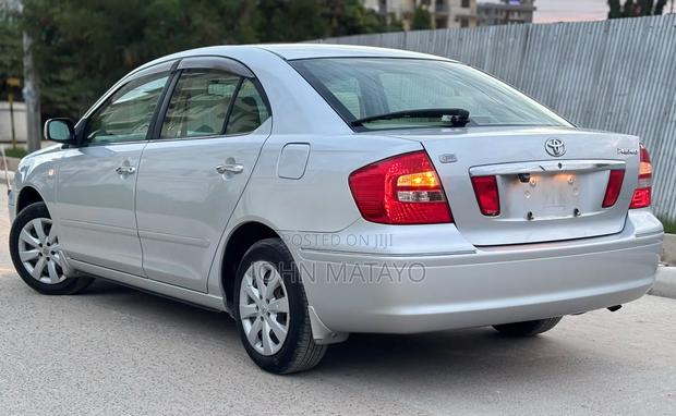 Toyota Premio 2005 Silver