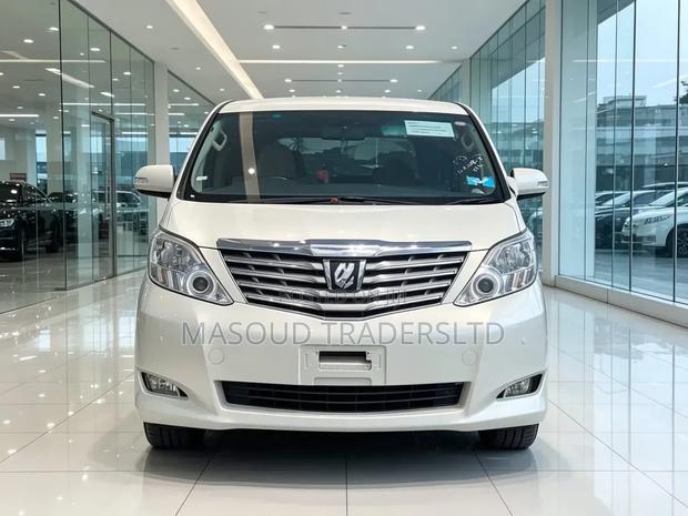 Toyota Alphard 2009