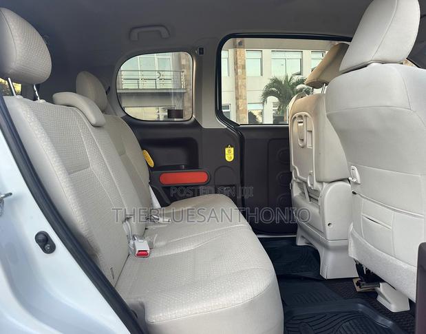 Toyota Spade 2014 White