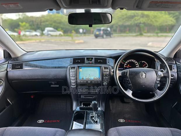 Toyota Crown 2026 Pearl