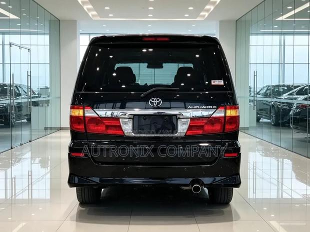 Toyota Alphard 2004 Black