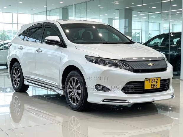 Toyota Harrier 2015 White