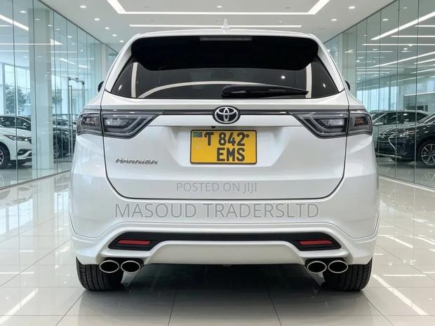 Toyota Harrier 2015 White
