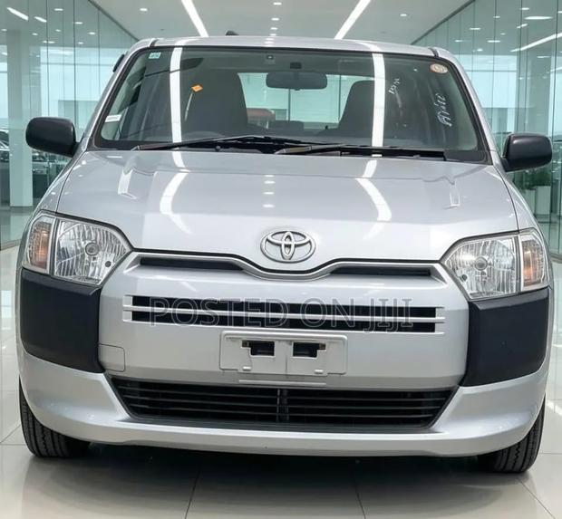 Toyota Probox 2005 Silver