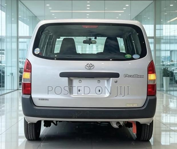Toyota Probox 2005 Silver
