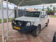 Toyota Hilux 2006 White for sale
