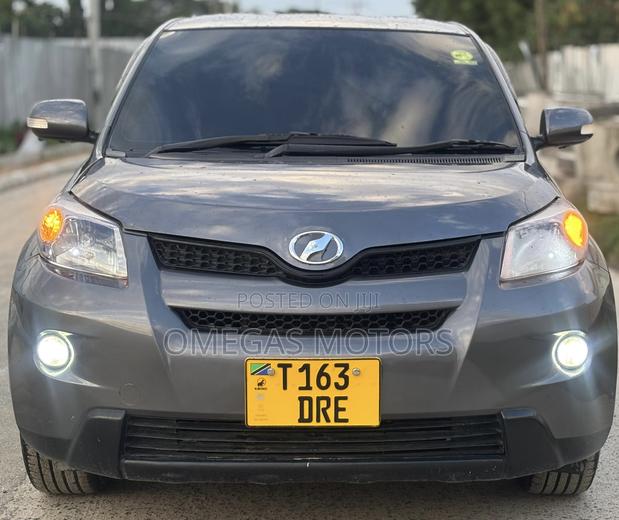 Toyota IST 2007 Gray