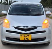 Toyota Ractis 1.3 FWD 2005 Silver for sale