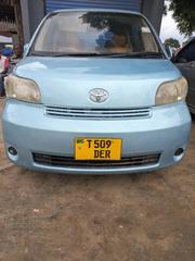 Toyota Porte 2005 Blue for sale