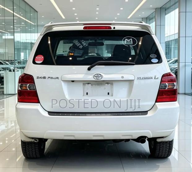 Toyota Kluger 2006 White