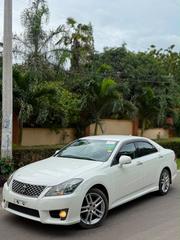 Toyota Crown 2010 White for sale