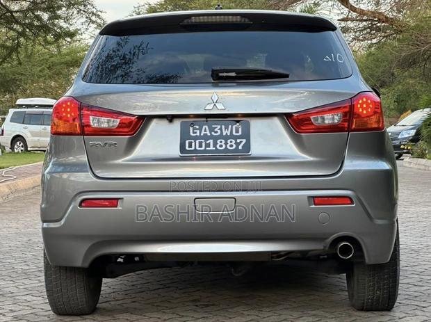 Mitsubishi RVR 2.0 2011 Gray