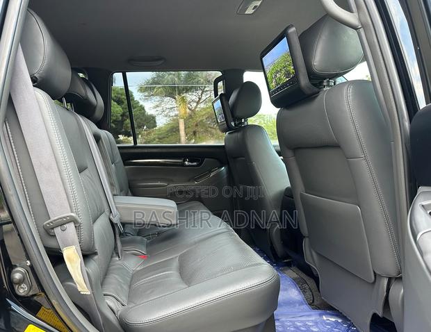 Toyota Land Cruiser Prado 2005 Black