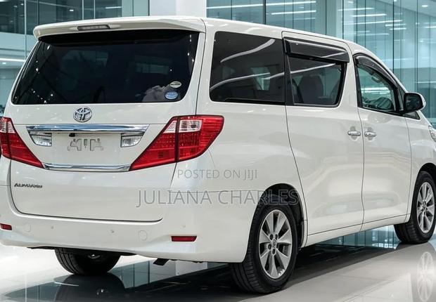 Toyota Alphard 2005 White