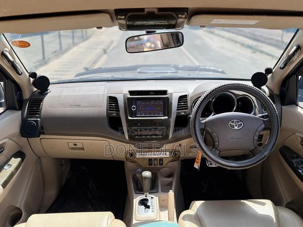Toyota Fortuner 2006 Silver