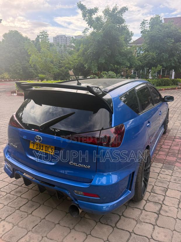 Toyota Caldina 2002 Blue