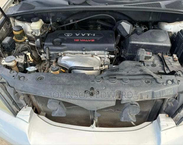 Toyota Harrier 2006 Silver