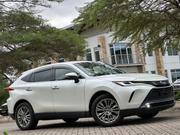 Toyota Harrier 2015 White for sale