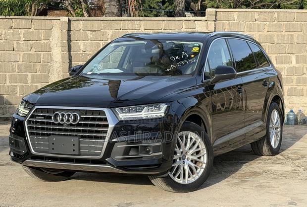 Audi Q7 2017 Black