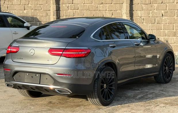 Mercedes-Benz GLC-Class 2017 Gray