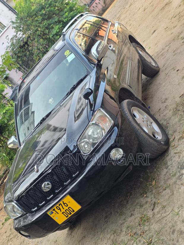 Toyota Kluger 2002 Black
