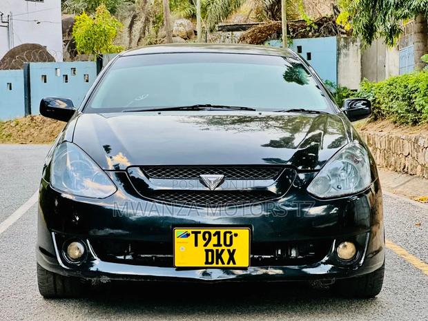 Toyota Caldina 2005 Black