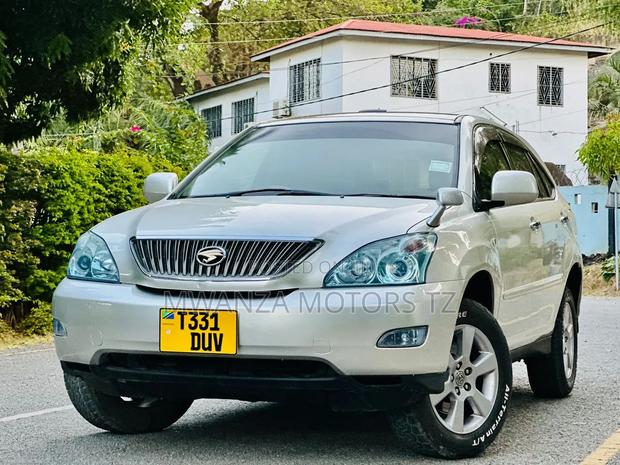 Toyota Harrier 2004 Silver