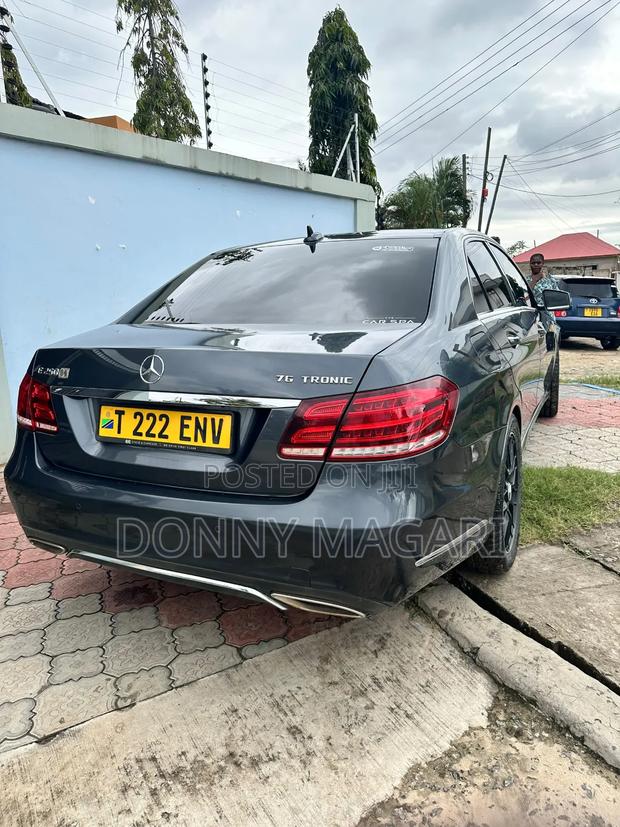 Mercedes-Benz E250 SV Premium 2014 Black