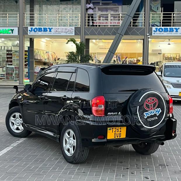 Toyota RAV4 2001 Black