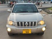 Toyota Kluger 2001 Gold for sale