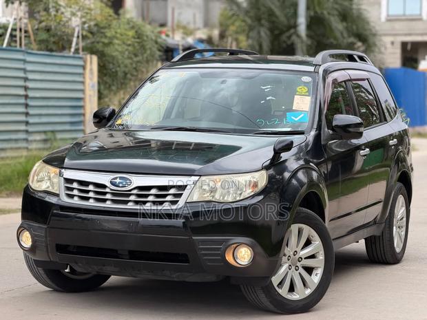 Subaru Forester 2011 Black