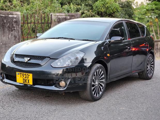 Toyota Caldina 2005 Black
