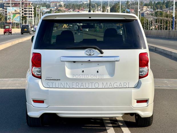 Toyota Corolla Rumion 2009 Pearl