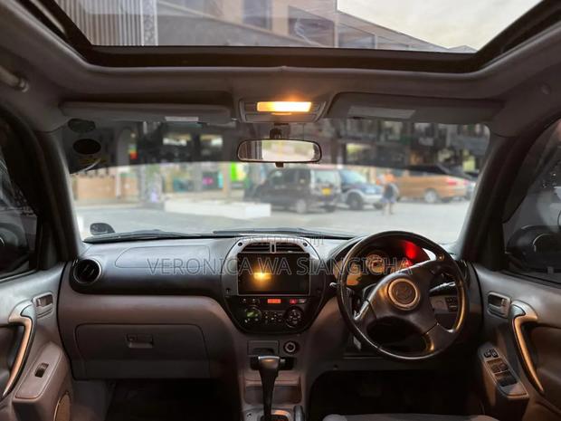 Toyota RAV4 2001 Black