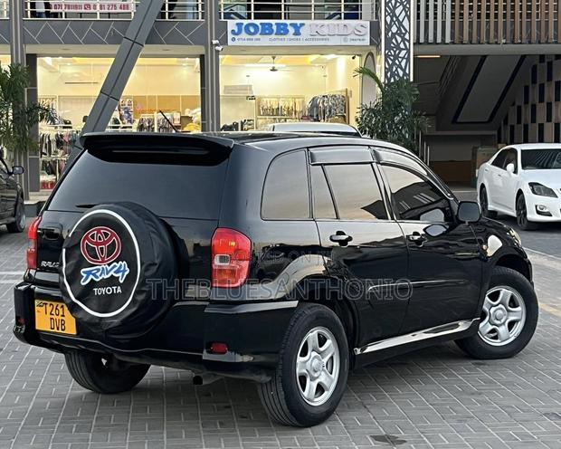Toyota RAV4 2001 Black